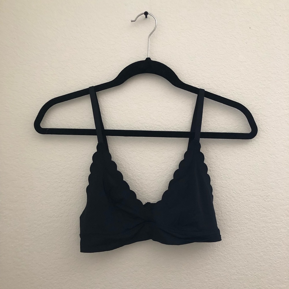 Black Scalloped Bralette